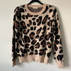 EUC Elan Leopard Print Sweater Distressed Hem | Medium